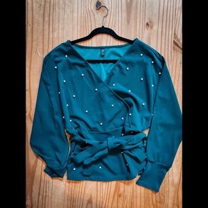 Green top with dolman sleeves, pearl detail, size 2X (16), SHEIN